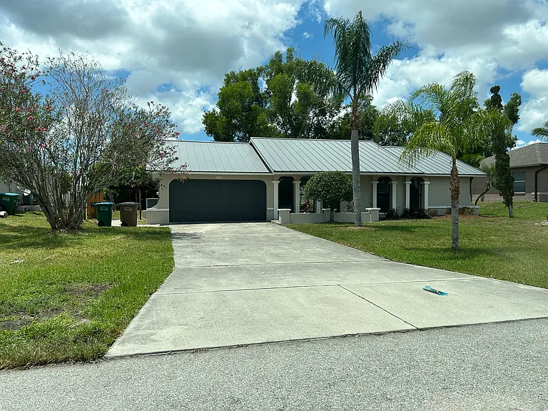 118 SW 19th Ter — Photo 11