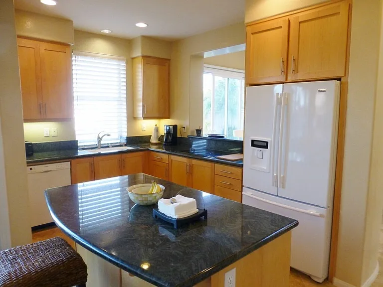 7275 Surfbird Cir — Photo 2