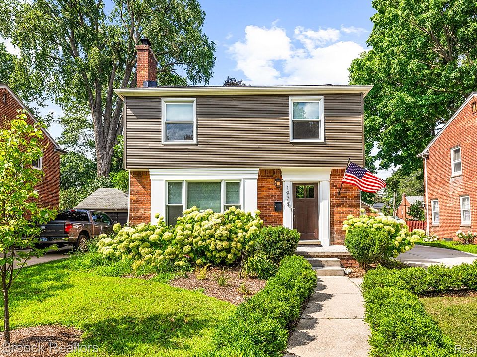 1st image of 1978 Catalpa Dr