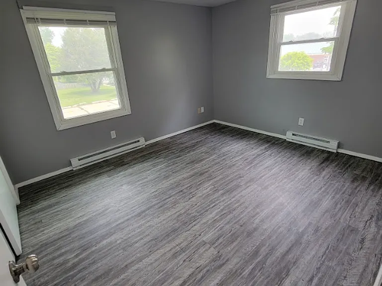 1611 Freedom Rd — Photo 12