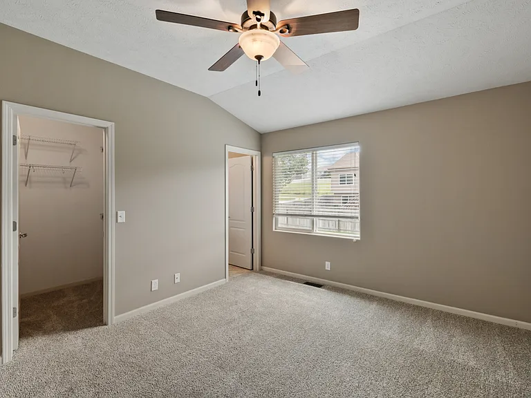 6107 S 190th Ter — Photo 27