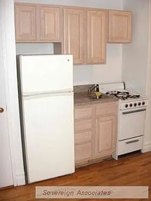 Rented by Sovereign Associates | media 33