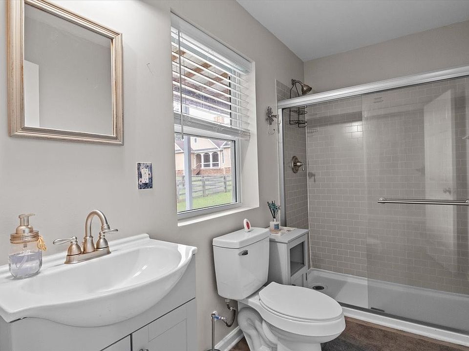 61st image of this home