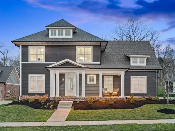 1062 Memorial Dr, Franklin, TN 37064