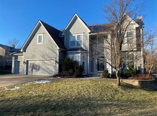 4820 W 157th St, Overland Park, KS 66224