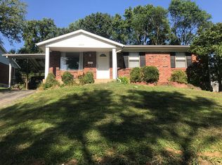 1123 N Rock Hill Rd, Saint Louis, MO 63119