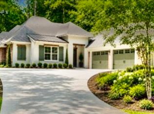 46 Fairway Dr, Natchez, MS 39120