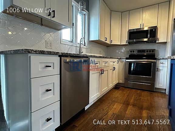 4th image of 1006 Willow Ln