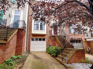 5578 Jowett Ct, Alexandria, VA 22315