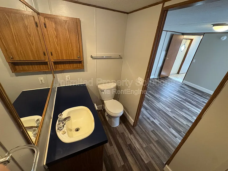 9499 Wendi Dr NE #I — Photo 6