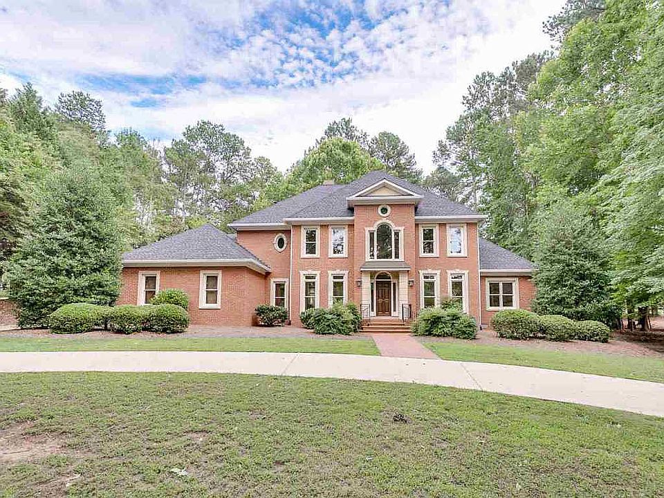 1st image of 305 Mossycup Oak Ct
