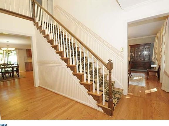 2nd image of 3656 Marian Dr
