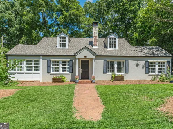 17 Northside Dr, Newnan, GA 30263