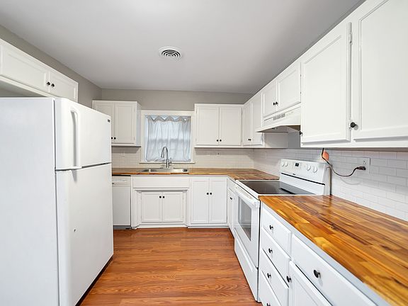 5th image of 1160 Brookwood Ave