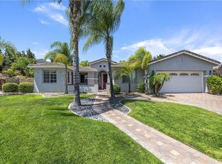 4176 Chanticleer Cir, Corona, CA 92883