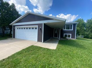 5134 20th Avenue Ln NW, Rochester, MN 55901