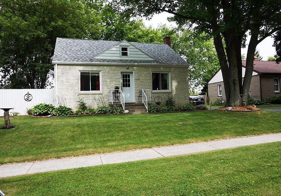 1st image of 1162 Riverview Dr
