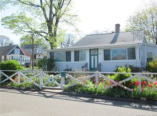 21 Annawon Ave, West Haven, CT 06516
