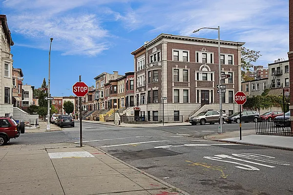 Sold by Compass | media 7