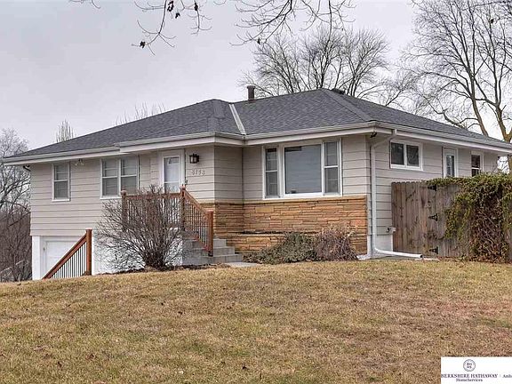 5th image of 8148 Burdette St