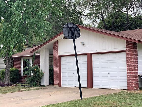 3rd image of 506 Buckskin Dr