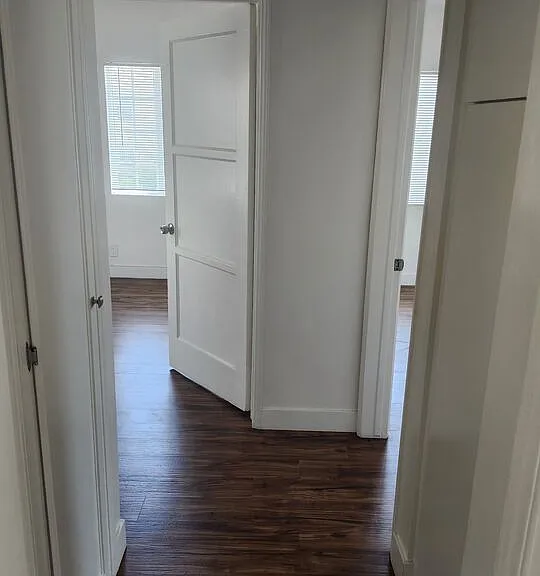 8261 Crenshaw Dr — Photo 5