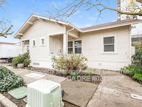 73 Brookwood Ave, Santa Rosa, CA 95404