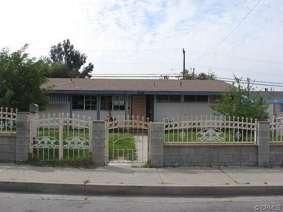 2nd image of 2118 Avalon Ave