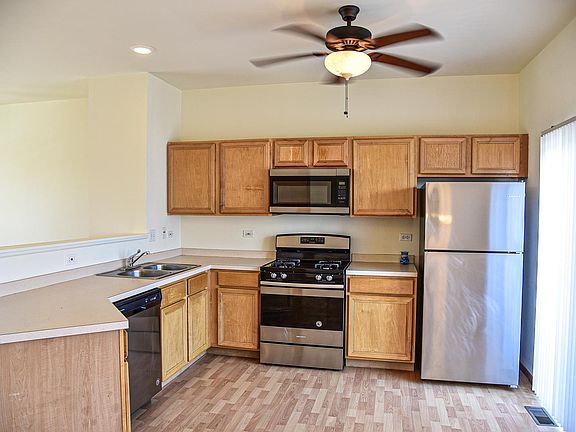 2nd image of 1542 Sauganash Ct #1542