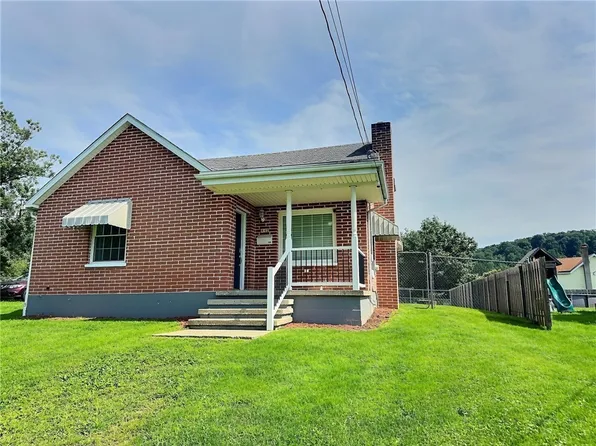 42 N Main St, Fairchance, PA 15436