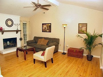 2nd image of 7424 Palmetto Ct