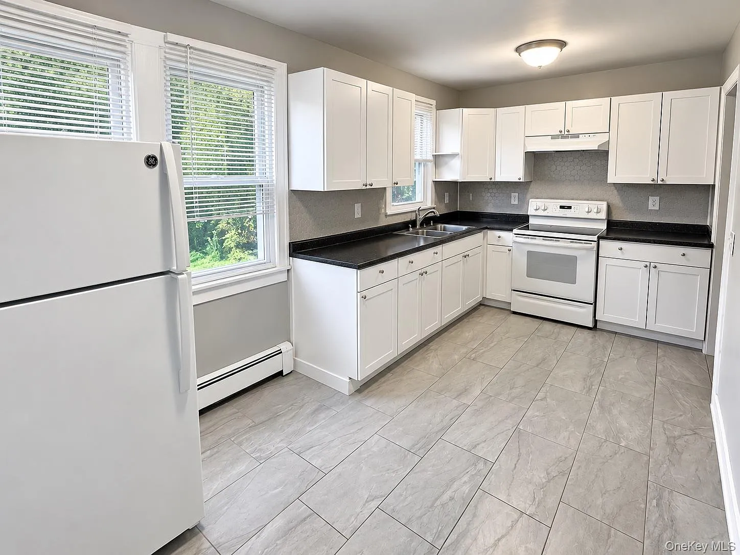 3 bed, 2.5 bath, 1188 sqft, $3,000 — Photo 3