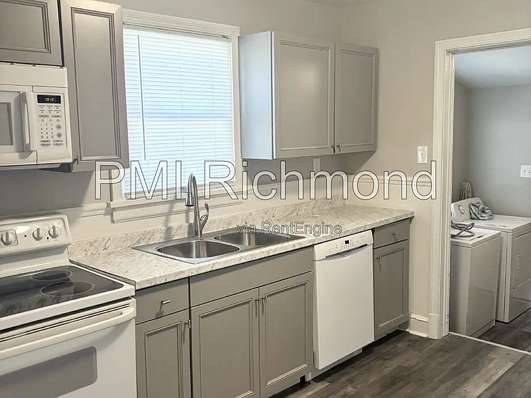 5231 Rockland Rd — Photo 3