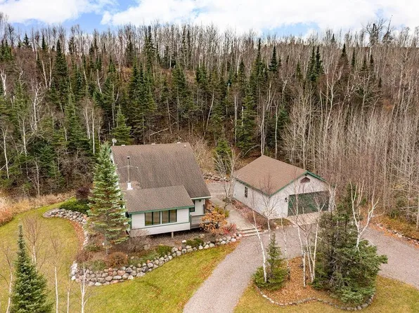 19 Reed Dr, Silver Bay, MN 55614