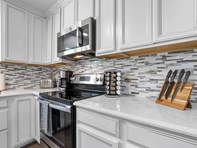 172 Palisades Dr #A — Photo 34