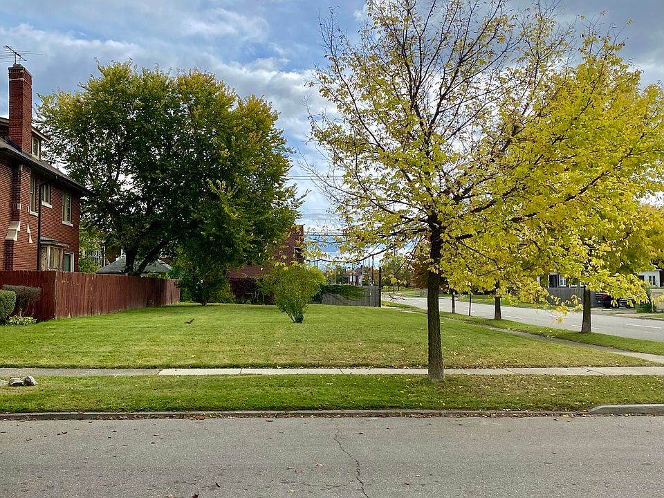 2nd image of 2081 Edison St