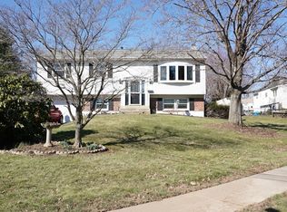 455 Patton Dr, Warminster, PA 18974