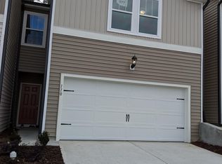 110 Ashlar Ct, Cary, NC 27519