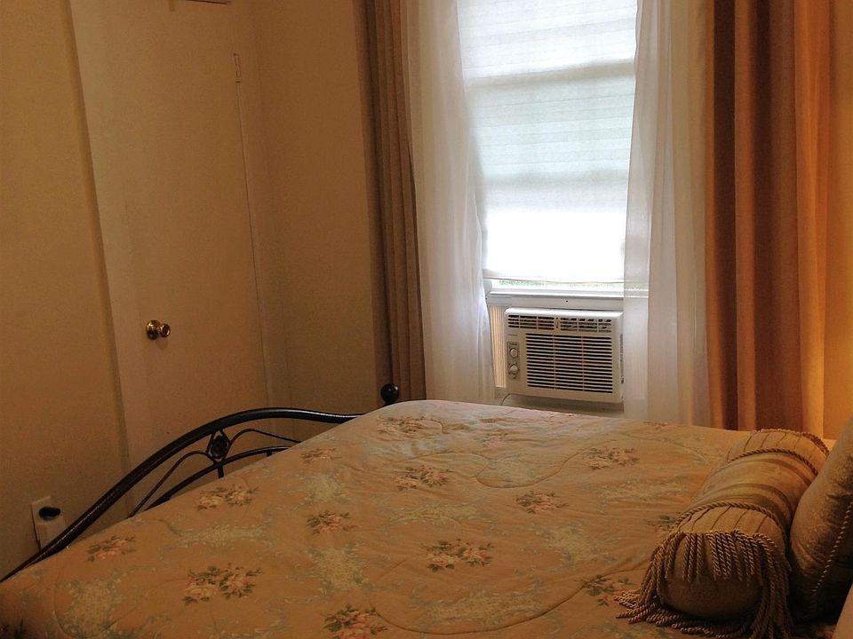 1st image of 321 N Highland Ave