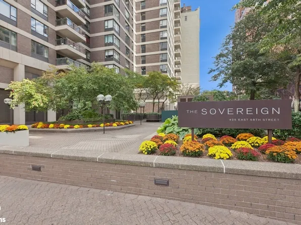 425 East 58th Street image 8 of 11