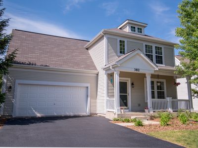 382 W Fielding Ln, Round Lake, IL, 60073