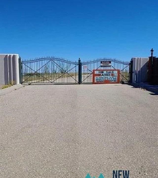 1st image of Fountain Dr