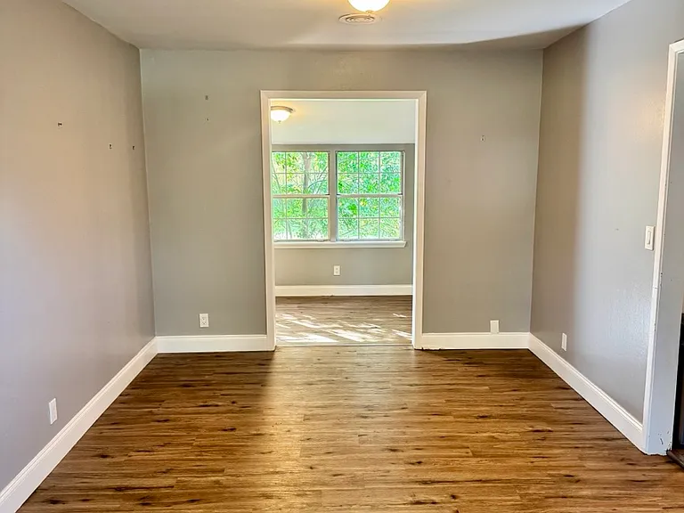 122 Kenilworth Rd — Photo 5