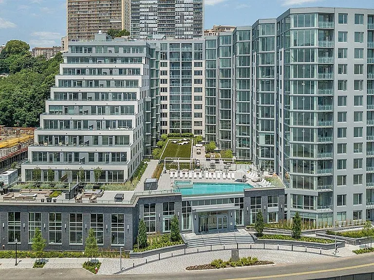 9 Avenue At Port Imperial #818 — Photo 14