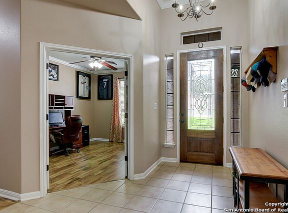 2nd image of 19515 Clay Oak