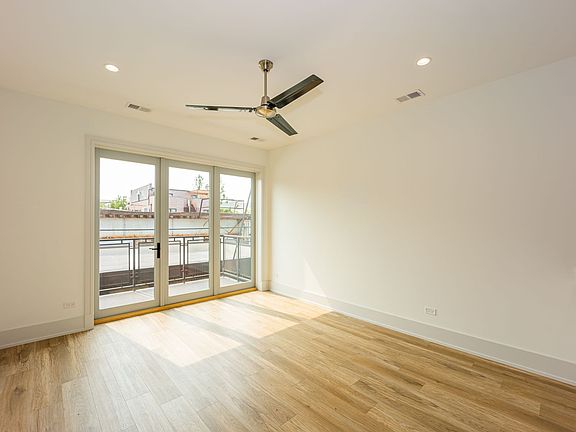 4th image of 4540 N Ravenswood Ave #3