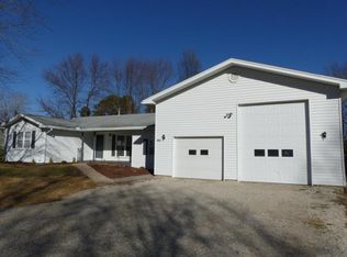 825 Fraker Ave, Marshfield, MO 65706