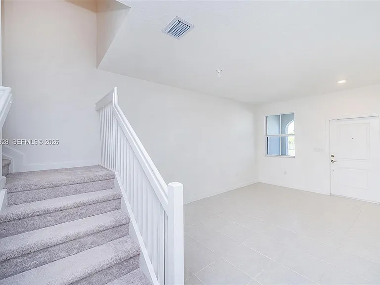 2642 SE 10th St — Photo 17
