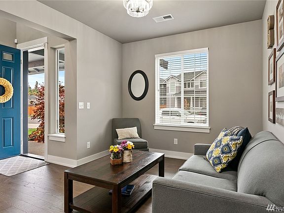 3rd image of 13131 182nd Ave E