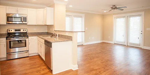 1625 Elmwood Ct #201 Photo 1